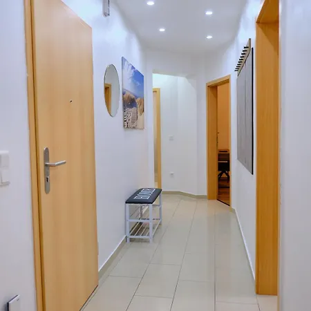 Primetime Suite Fuer 8+Kueche/Wifi Essen Exterior photo