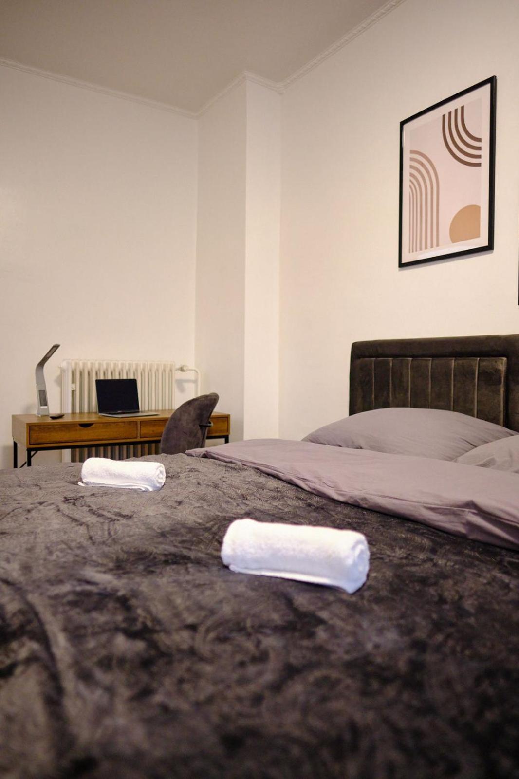 Primetime Fuer 8+kueche/wifi Essen