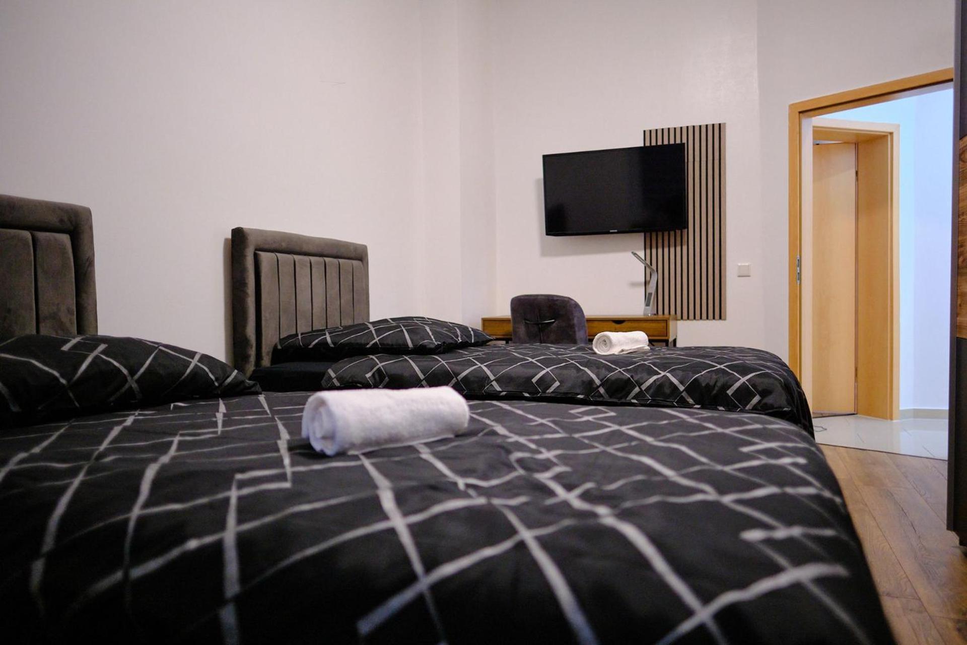 Primetime Fuer 8+kueche/wifi * Essen